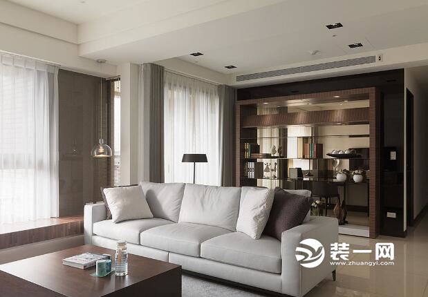 120三室两厅现代简约装修效果图 安装客厅吧台