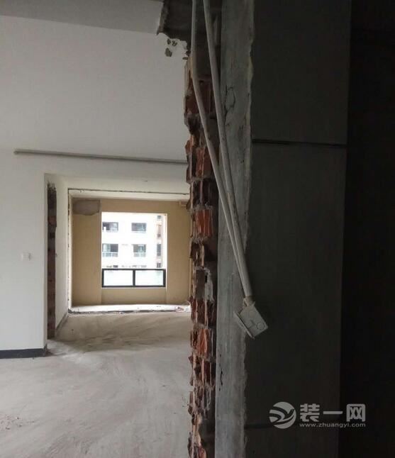 我的小家要开始装修了 开业大吉和敲墙
